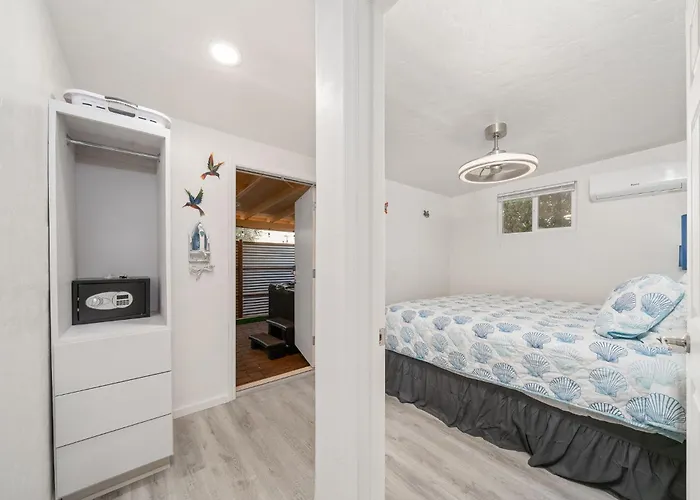 Holiday home 3Br 2Ba Home W Jacuzzi Near Reid Park & Zoo Unit A *